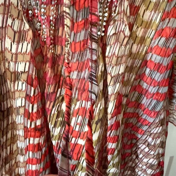 Chic Red and Gold Women's Top - Picture 3 of 8